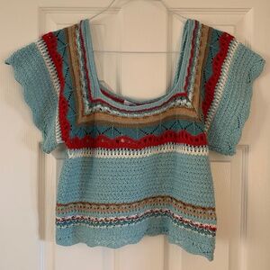 Women’s cropped short sleeve crochet sweater